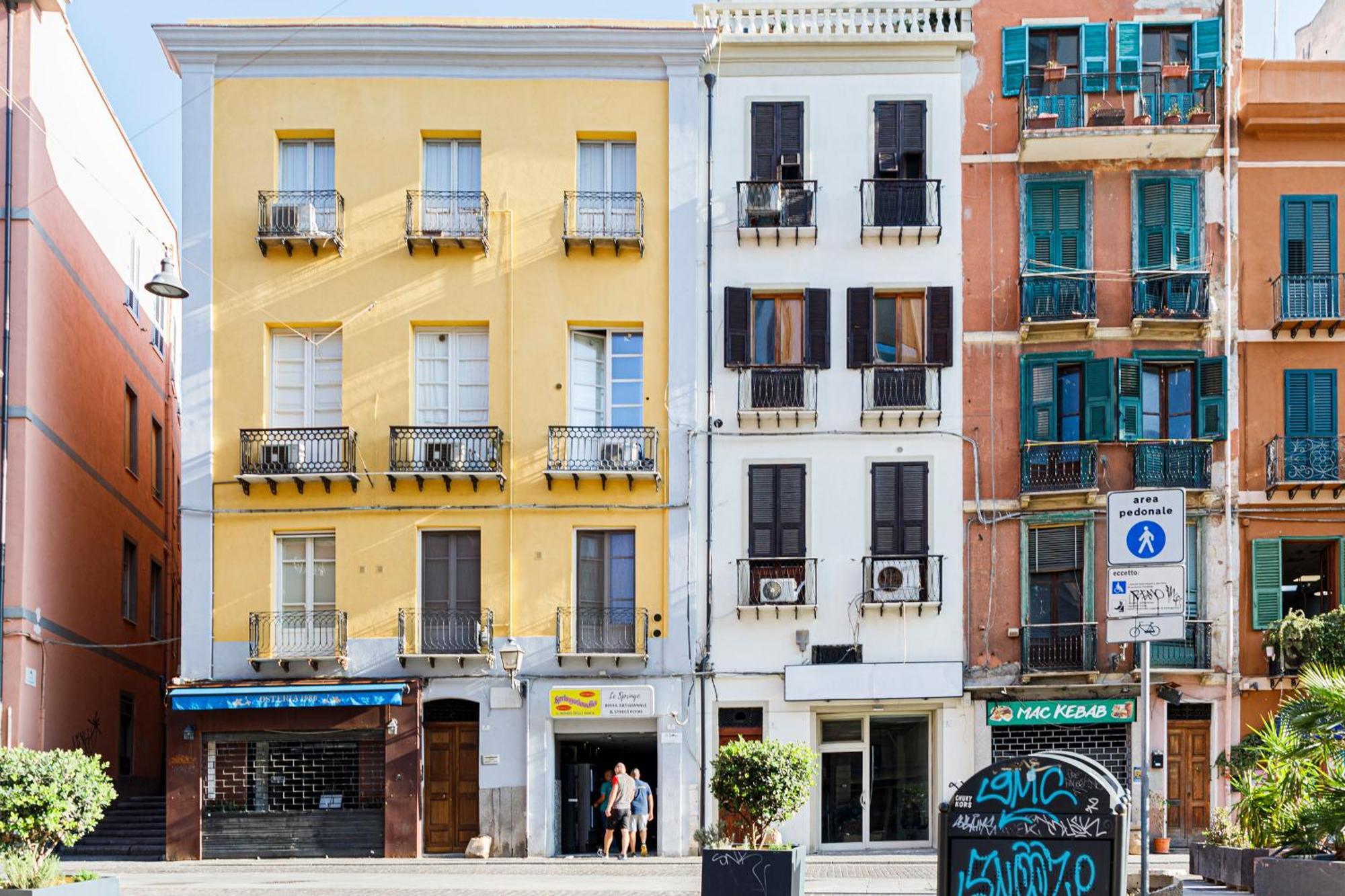 Corsovittorio87Suite Κάλιαρι Εξωτερικό φωτογραφία